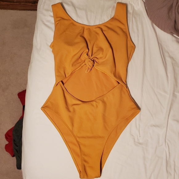 Zaful Other - Zaful Ribbed Knot Front Cut Out One Piece Swimsuit